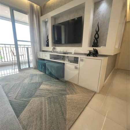 Apartamento. 78 m2, 3 dorm., uma suíte, lavabo, banheito, duas vagas, deposito no sub, varanda gormet.Aceita e estuda Permuta.