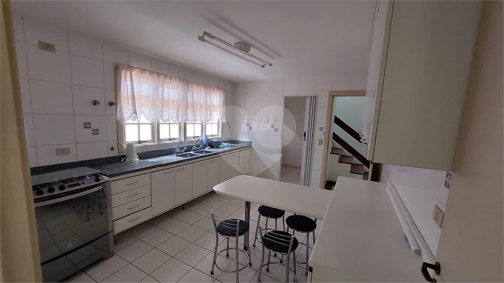 Casa para venda ou aluguel - Condomínio São Paulo II - Cotia.