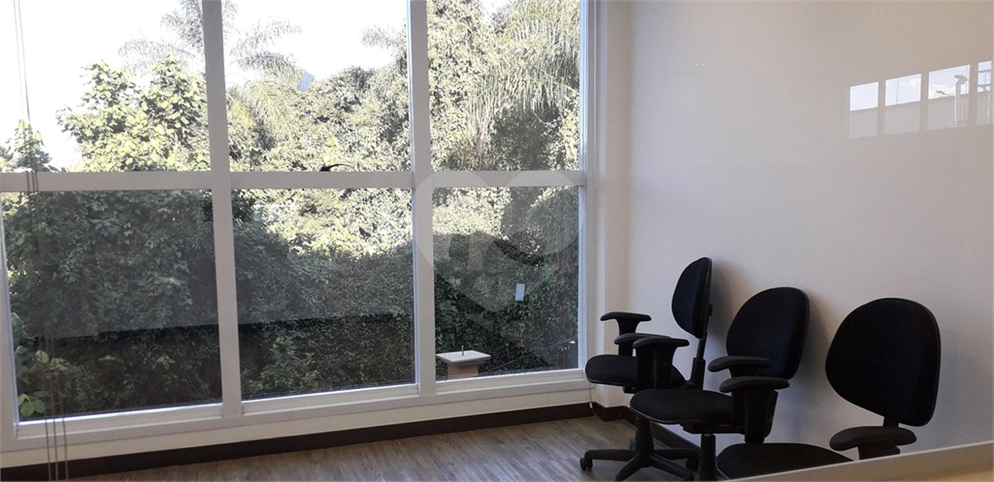 Prédio para alugar em Vila Salles, Atibaia, SP