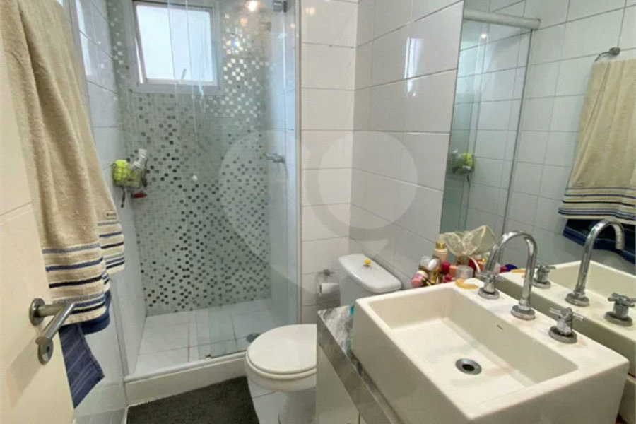 Apartamento à venda com 3 quartos, sendo 1 suíte,  em Santana, São Paulo, SP