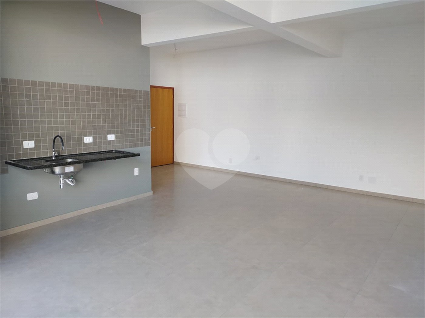 Apartamento totalmente reformado, nunca habitado, tipo loft para venda no Bom Retiro