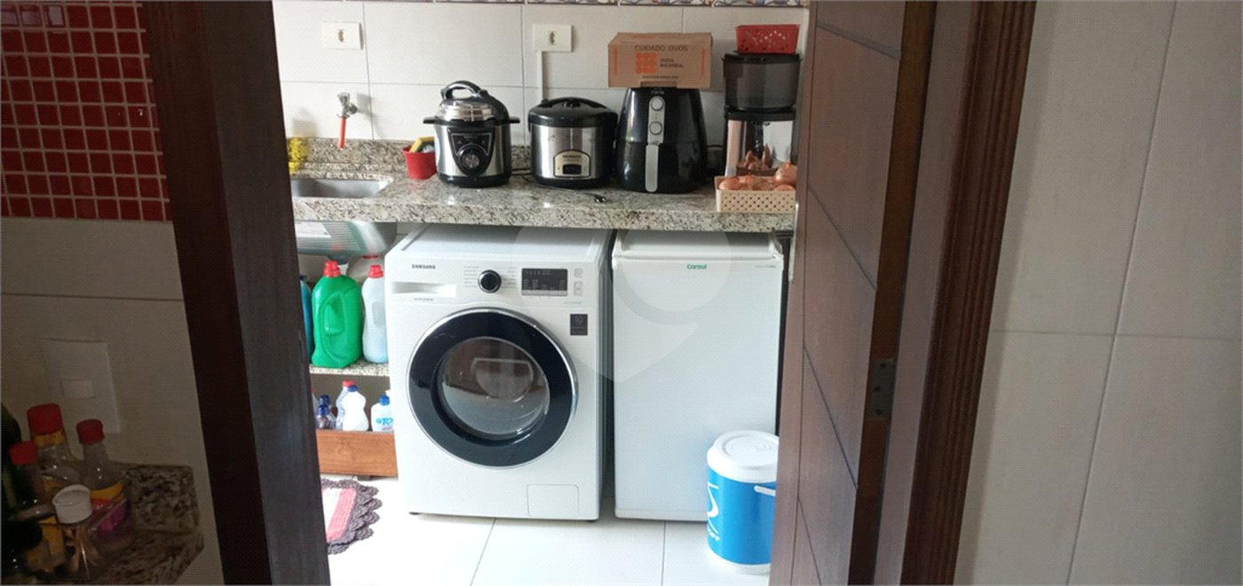 Chácara à venda com 3 quartos, sendo 2 suítes,  em Monterrey, Louveira, SP