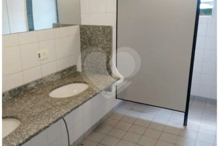 Loja com 280 m² para locação na Penha