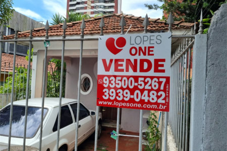 Casa na Vila Madalena com 240 metros quadrados de terreno