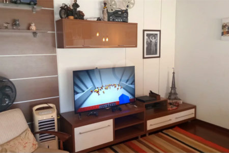 Casa à venda com 3 suítes no condomínio Vale da Santa Fé, Vinhedo - SP