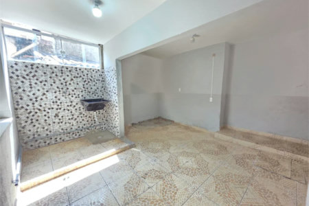Sobrado à venda com 4 quartos, sendo 1 suíte, em Rio Pequeno, São Paulo, SP