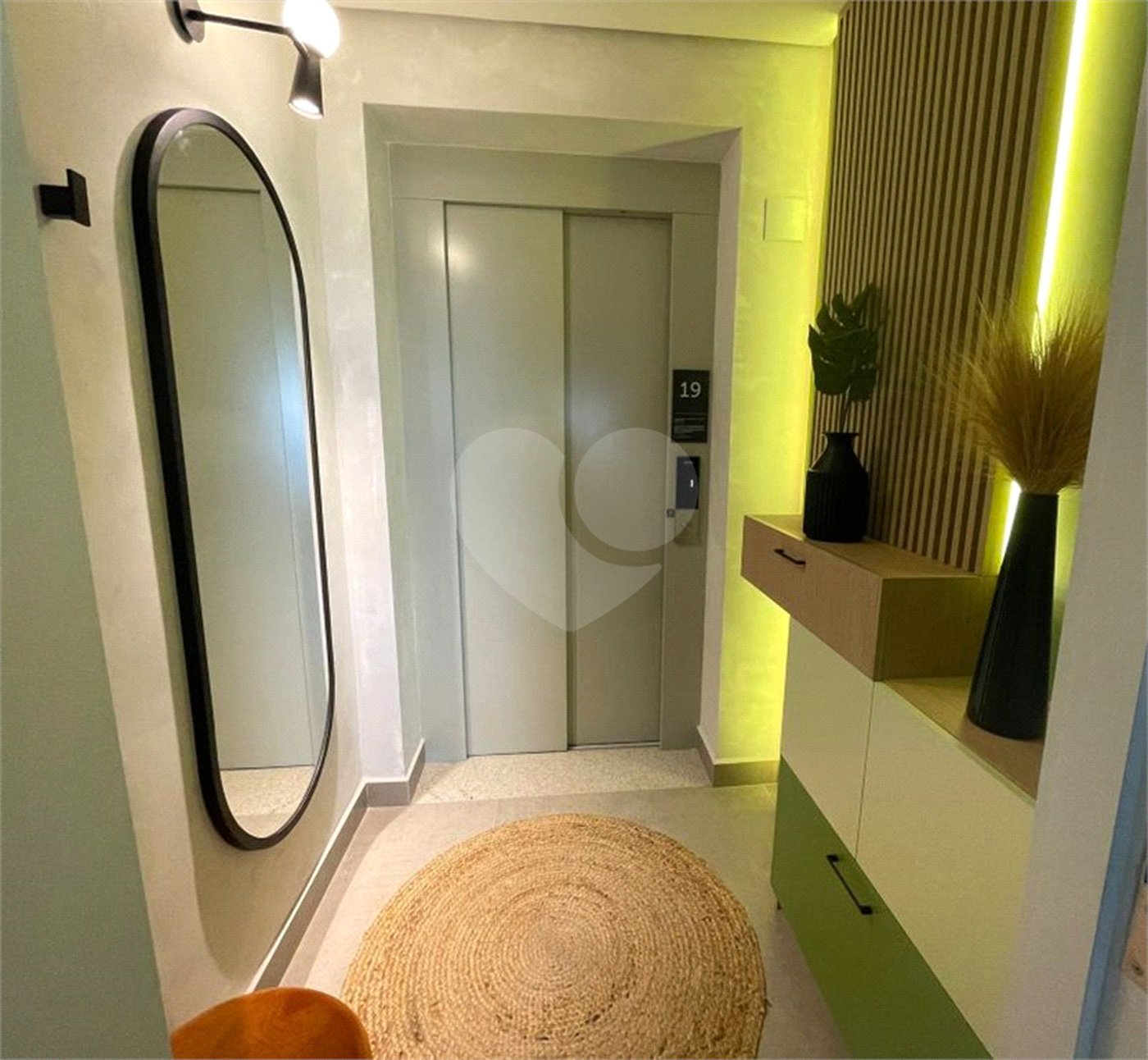 Apartamento para venda 163 m² 3 dormitórios 2 suites 2 vagas na Vila Mariana