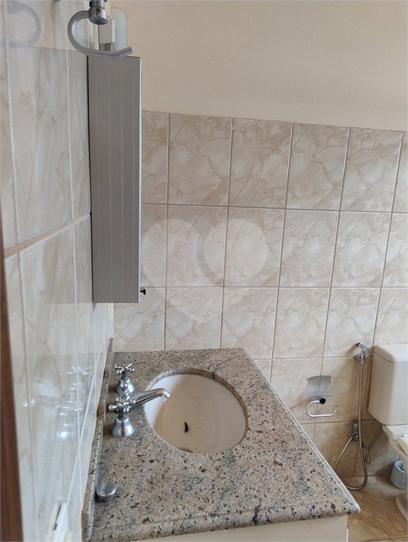 Excelente sobrado para venda no residencial Parati