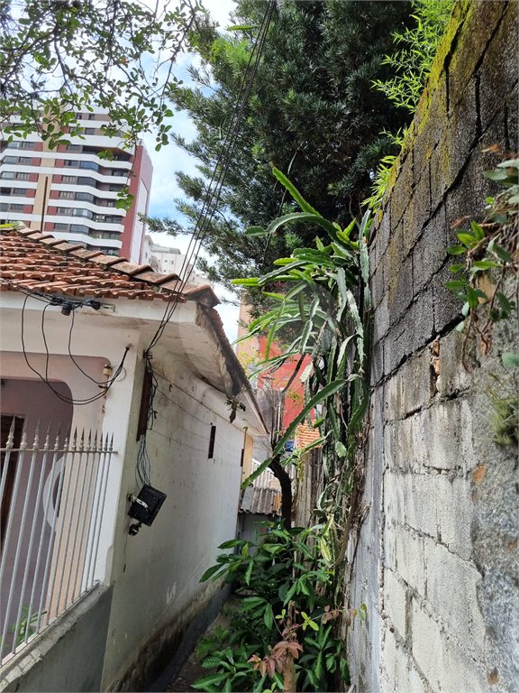 Casa na Vila Madalena com 240 metros quadrados de terreno