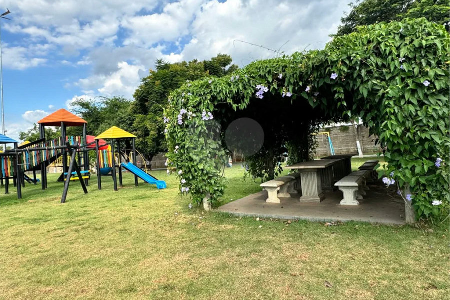 Belíssimo sobrado com 3 quartos, à venda no Condomínio Parque dos Ypês, em Piracicaba/SP.