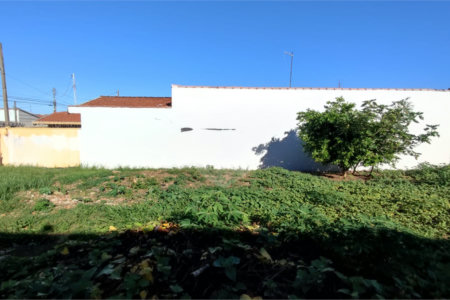 Terreno à Venda em São Carlos, no bairro Nossa Senhora de Fátima