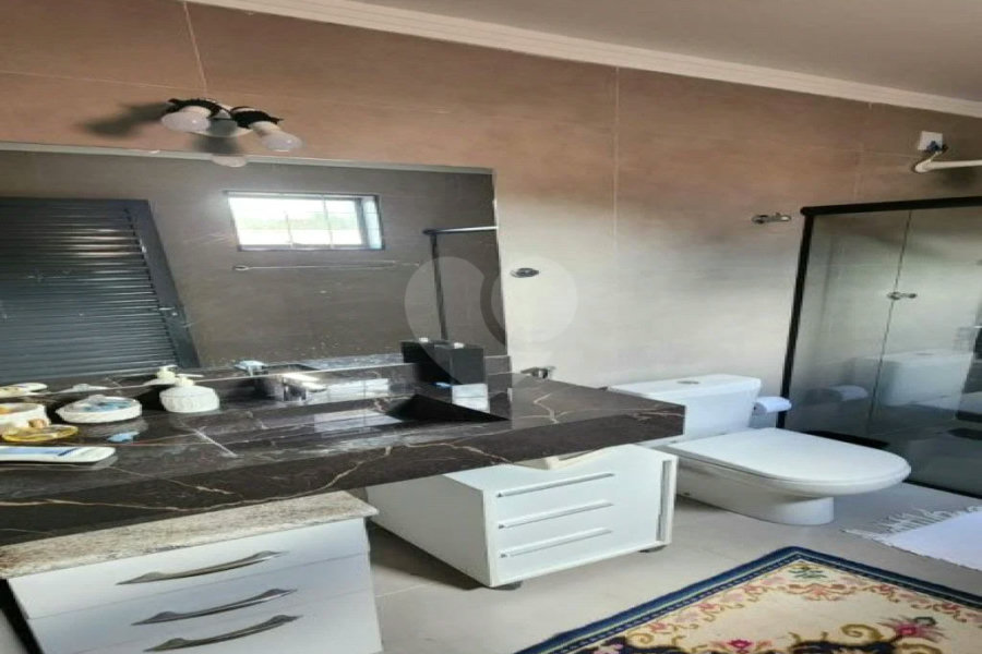 Chácara à venda com 4 quartos, sendo 1 suíte,  em Jardim dos Ipês, Brodowski, SP