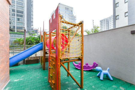 Apartamento para venda em Moema com 3 quartos, sendo 3 suítes, 2 vagas, 149 m²