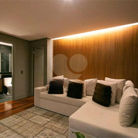 Magnífica Cobertura Penthouse à venda no condomínio Piscine Resort.