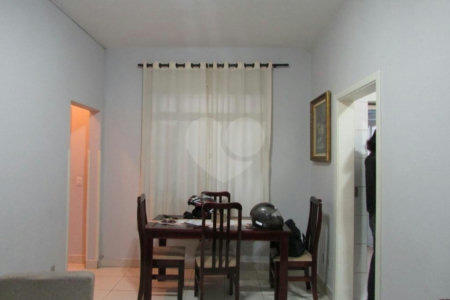Apartamento de dois dormitórios para venda na Barra Funda.