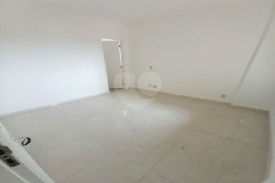 Apartamento à venda com 3 quartos, sendo 1 suíte, em Vila Santa Catarina, São Paulo, SP