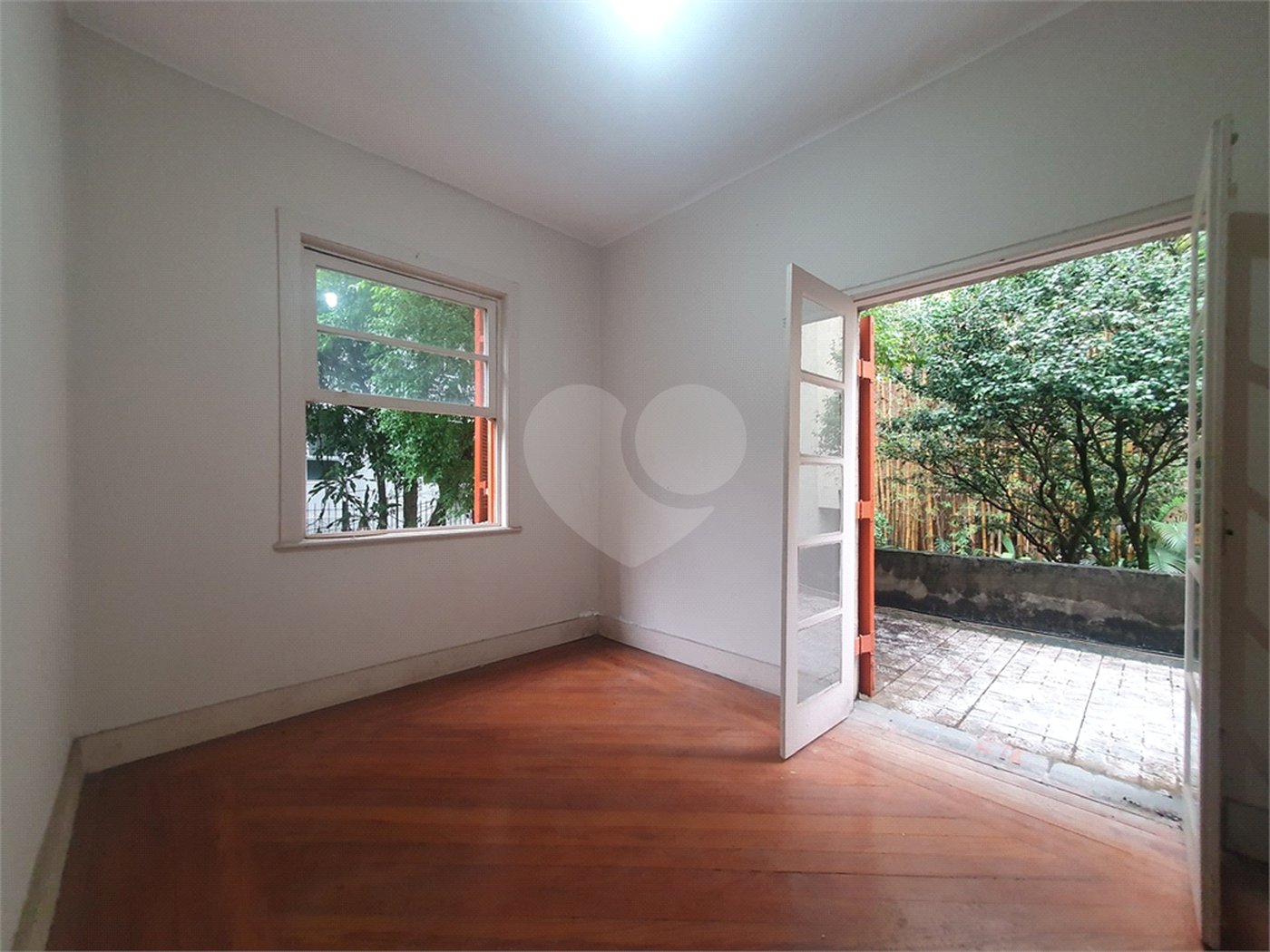 Casa de Vila Tombada 2 dormitórios/ 2 banheiros/ 1 vaga em Higienópolis