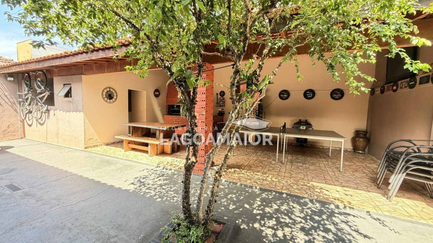 Casa à venda com 3 quartos, sendo 1 suíte, em Jardim Cangalha, Três Lagoas - MS