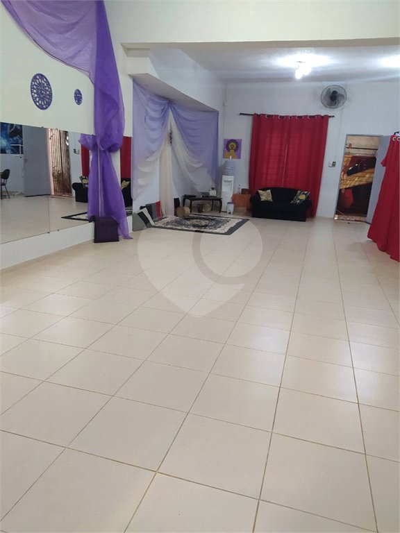 Casa Comercial e Residencial