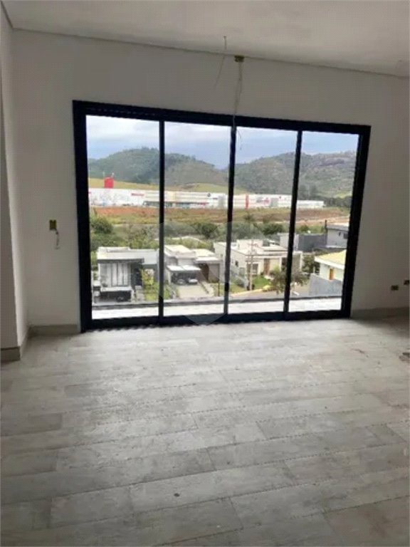 MAGNÍFICA CASA de 250 m² para VENDA NO CONDOMÍNIO VALE DAS AGUAS EM BRAGANÇA PAULISTA