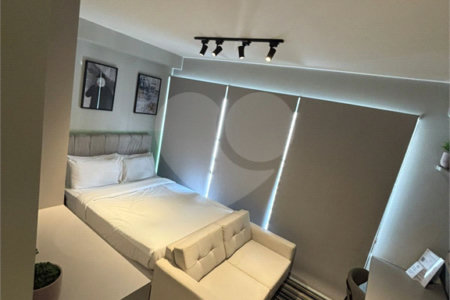 Studio mobiliado em andar alto com lazer completo em Indianópolis