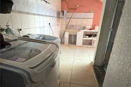 Casa com 185m² , 3 dormitórios , 2 vagas , à venda no Jd. Alzira Franco , em Santo André.