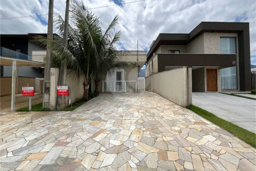 Casa à venda com 3 suítes em Morada da Praia, Bertioga, SP