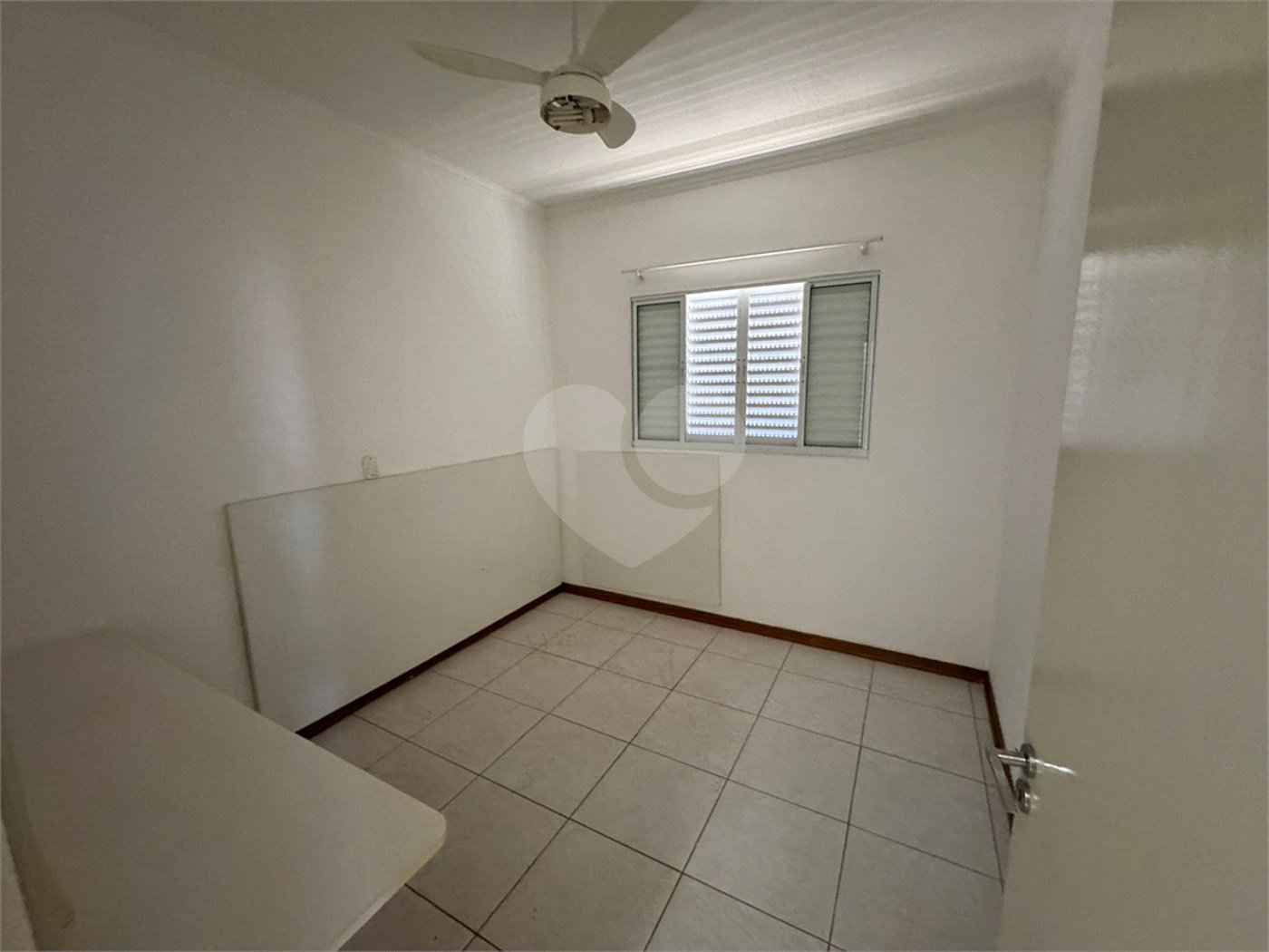Casa á venda, com 3 dormitórios, no bairro Planalto paraíso em São Carlos.