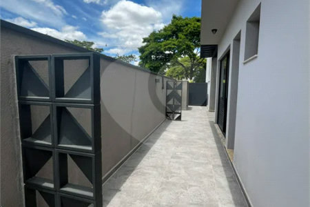 Casa de Alto Padrão à Venda – Condomínio Terra Magna | Indaiatuba/SP - Sofisticação, conforto e funcionalidade. Este magnífico sobrado possui 300 m² de área construída em um terreno de 420 m², com ambientes amplos, integrados e acabamentos de alto padrão. Destaques do imóvel - 4 dormitórios, sendo 3