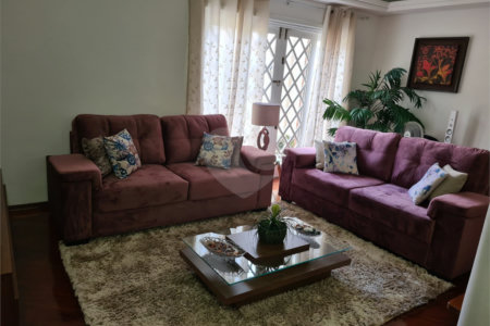 Casa com 3 dorm, 2 suítes, área gourmet, 4 vagas na Mooca