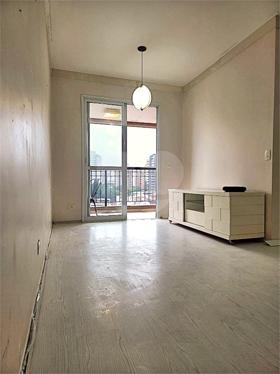 Apartamento na Chácara Inglesa com 2 dormitórios (1 suite), varanda, vista livre e vaga