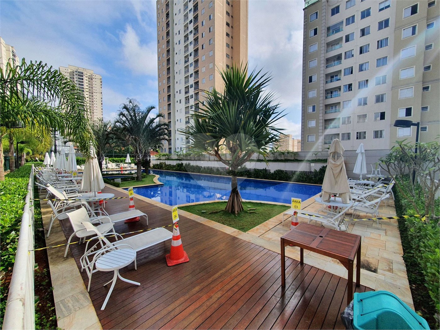 APARTAMENTO A VENDA NA RUA DESCAMPADO