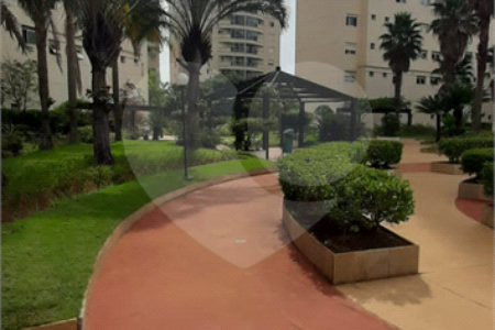 Apartamento Alto Padrão de 176m² na Aclimação — São Paulo/SP