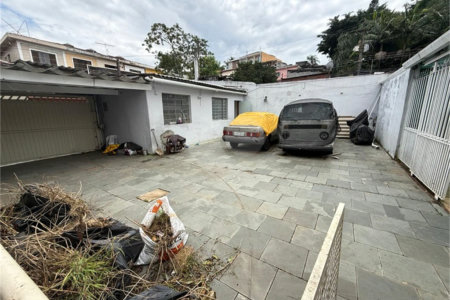 Casa Térrea a Venda Jd Satélite com poder construtivo