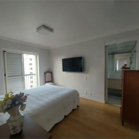 Apartamento à venda com 3 quartos, sendo 2 suítes,  em Cidade São Francisco, São Paulo, SP