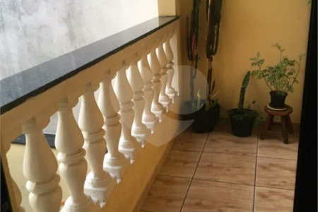 Casa com 112m² , 2 dormitórios , sendo 2 suítes , à venda no bairro da Penha.
