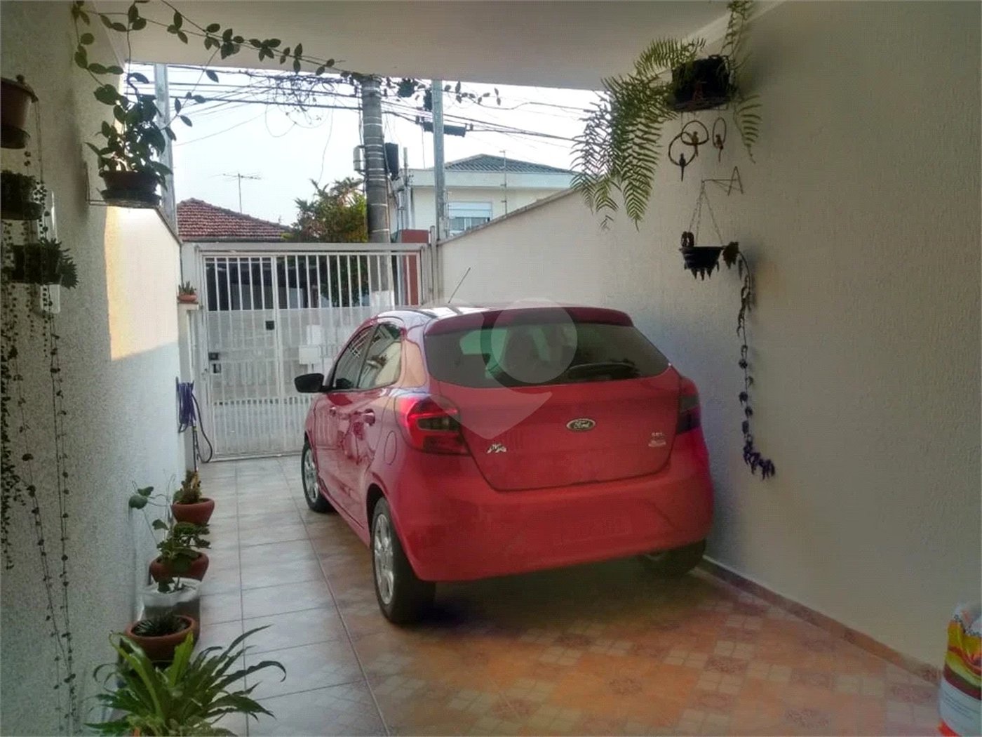 Sobrado 3 Dormitórios (sendo 1 suíte), 2 Vagas a 700 metros do Largo de Vila Zelina