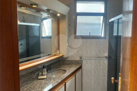Apartamento à Venda na Vila Gumercindo – 93 m² | 3 Dormitórios | 1 Suíte | 2 Vagas