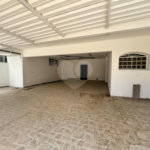 Sobrado Residencial e Comercial em Área Nobre de Piracicaba, para venda e locação.