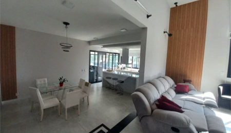 Casa à venda com 3 suítes no condomínio Terras de Santa Teresa, Itupeva - SP