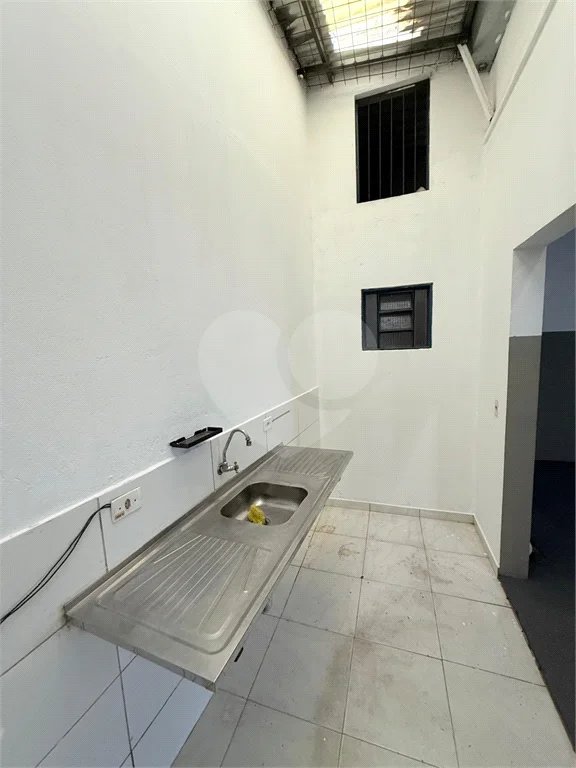 Salão Comercial para alugar no Bairro Água Branca