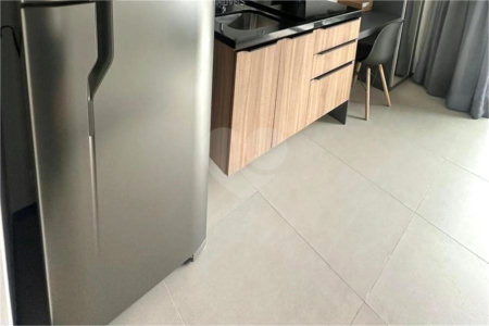 Studio de 28m2 mobiliado com sacada à venda na Bela Vista