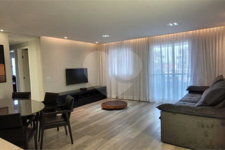Amplo apto à venda | 113 m² | 3 dormitórios (1 suíte) | 2 vagas na Mooca!