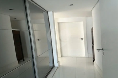 Apartamento com Lazer Completo à Venda na Vila Mariana – Edifício Portofino