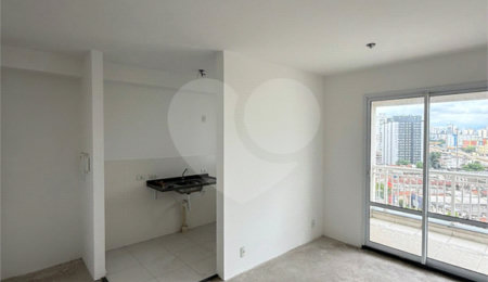 Apartamento à venda com 2 quartos, sendo 1 suíte,  em Mooca, São Paulo, SP