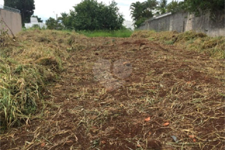 Terreno com 515,00 m² .