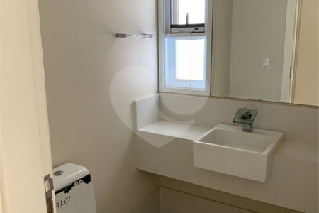 Casa à Venda de 4 dormitórios suítes em São Carlos, no Condomínio Damha I