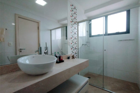 Apartamento para venda na Mooca com 4 suítes, 5 vagas. Condomínio Europa Cicero.