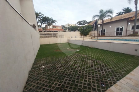 Casa Térrea Disponível para Locação e Venda no Condomínio Vilaggio Capriccio