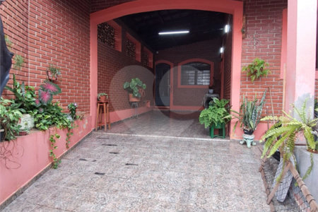 Casa à Venda na Vila Prado – São Carlos/SP
